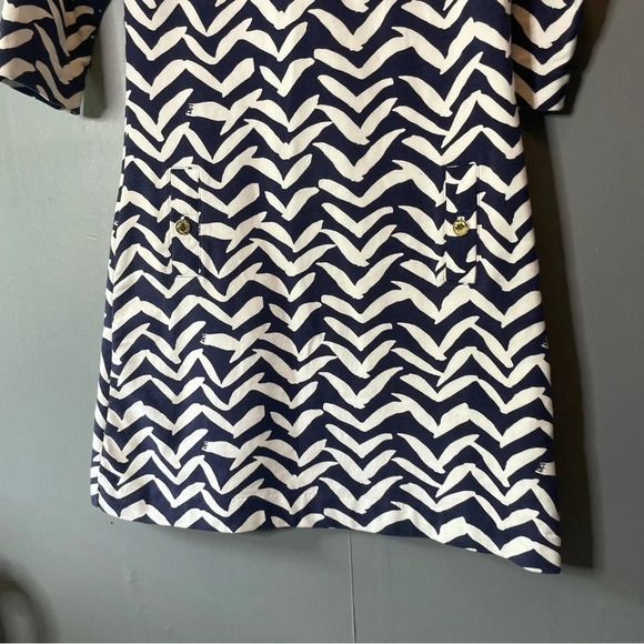 Lilly Pulitzer MED Navy & White I Got Lucky Bird Charlene Chevron Shift Dress - Picture 2 of 11